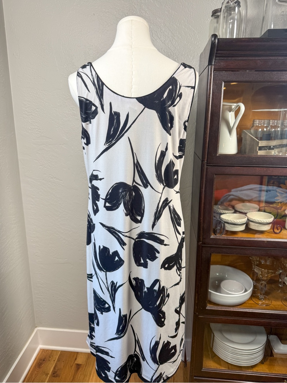 TravelSmith Reversible Sleeveless Dress Black White Floral A-Line Size M
